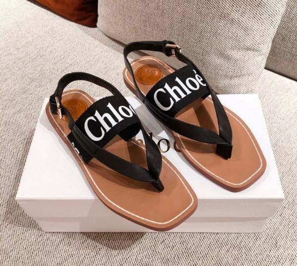 Chloe Woody Thong Sandal With Original Box & Dust Cover