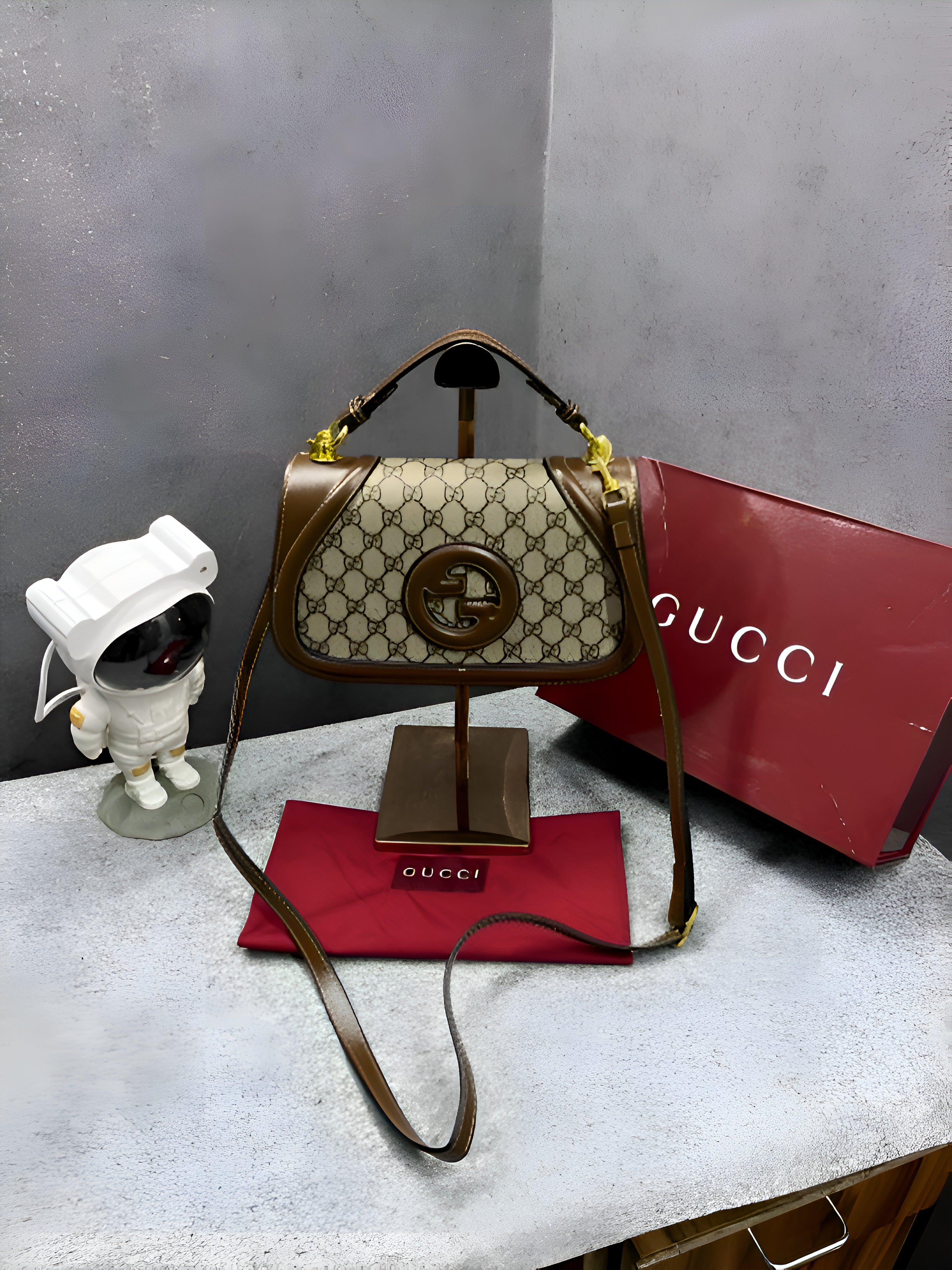 Gucci Blondie Top Handle Bag Caramel With OG Red Box & Dust Bag 815714