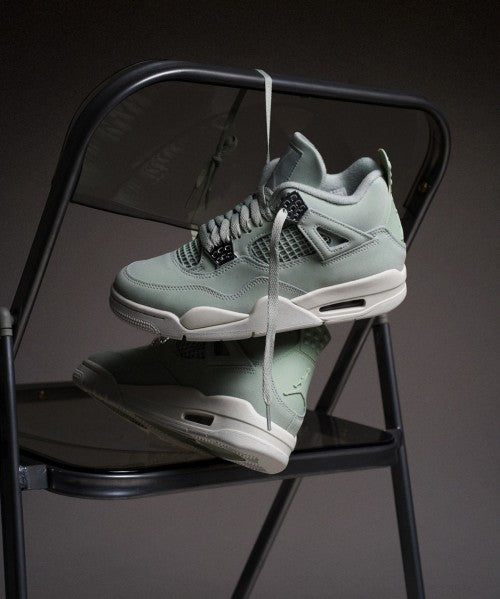 Air Jordan 4 Abundance