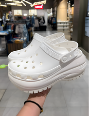 WMN Crocs Mega Crush White For Her
