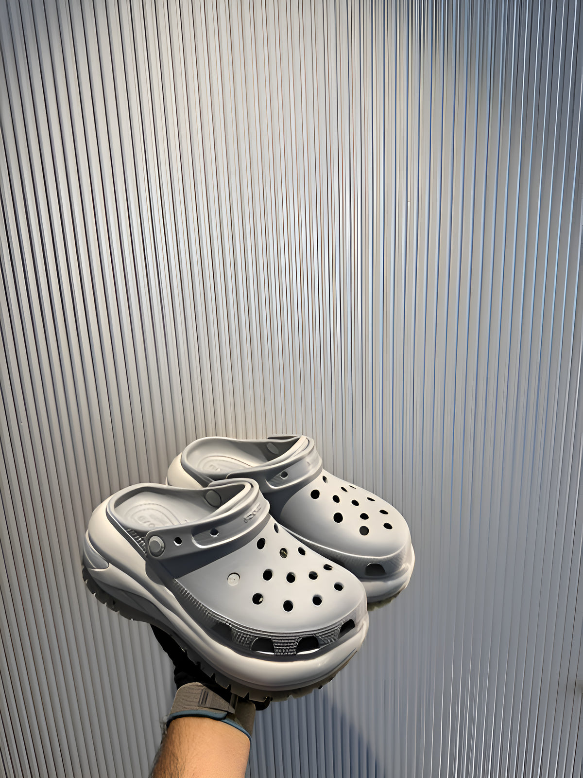 WMN Crocs Mega Crush For Her