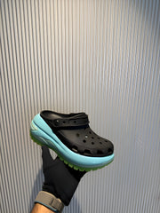 WMN Crocs Mega Crush For Her