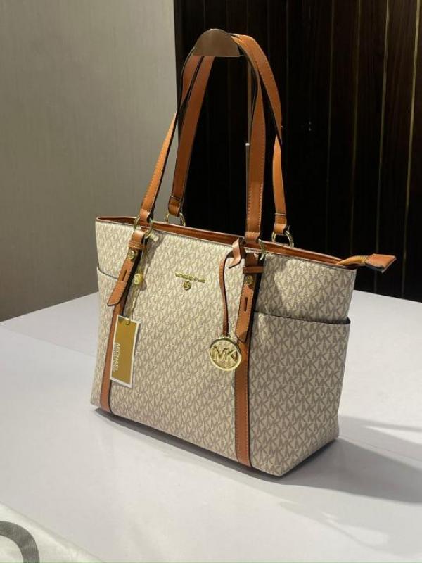 Micheal Kors MK Sullivan Zipper Tote Bag Beige Brown With Dustbag 3910 Beige Brown