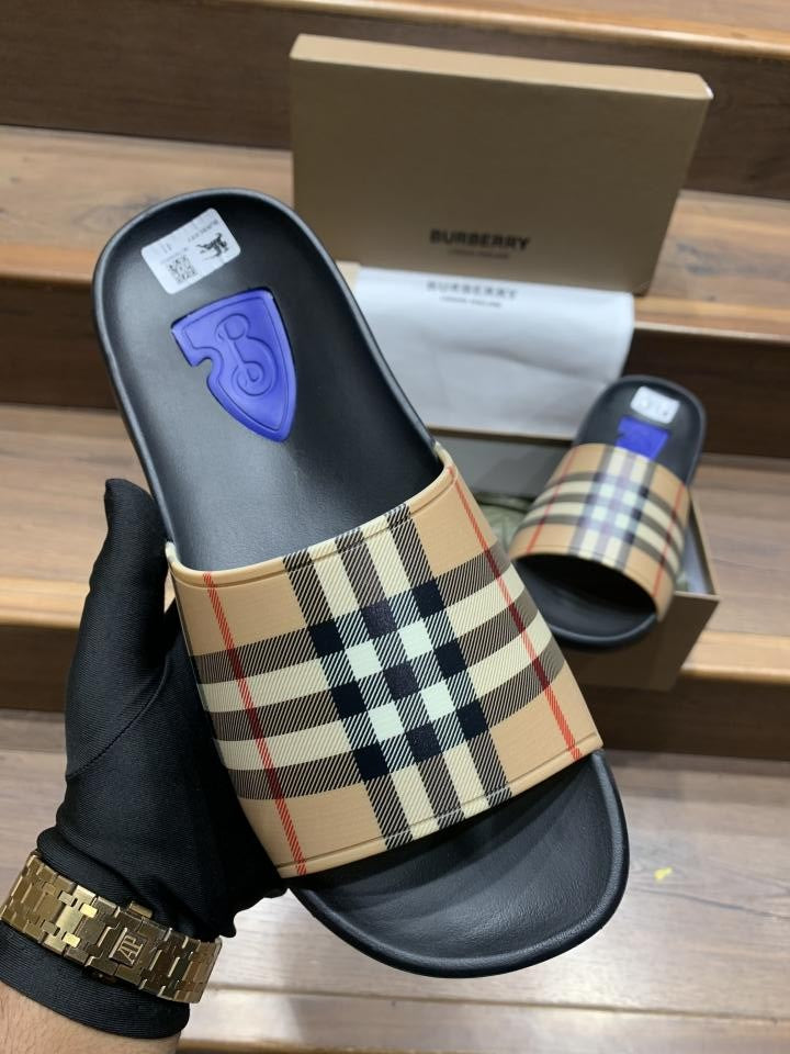 BURBERRY CHECKS PREMIUM SLIDE