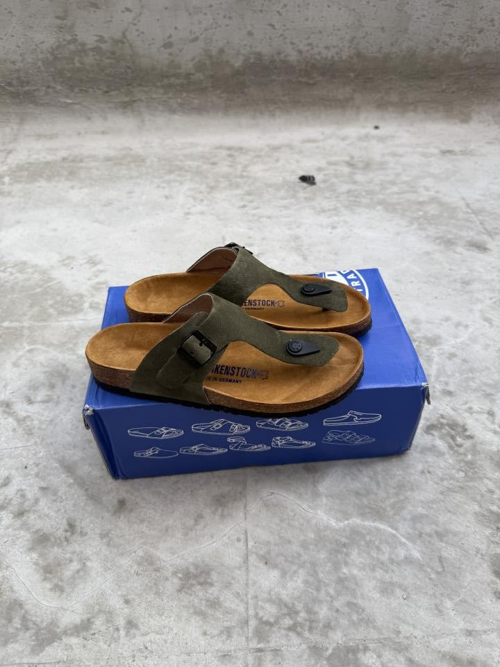 Birkenstock Gizeh olive Suede 1904