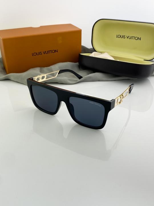 Louis vuitton gold black 120