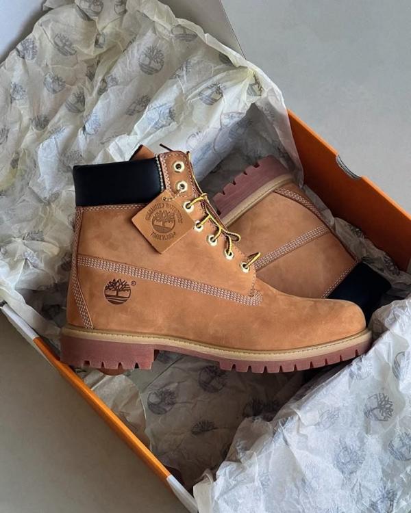 Timberland Classic Suede Boots Tan