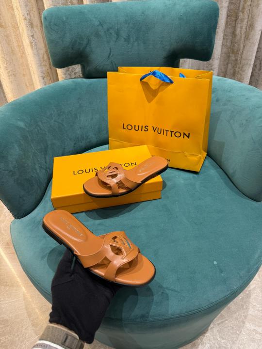 Louis Vuitton Lv Isola Brown Flat Mule For Her Wid OG Box Carry Bag Brown