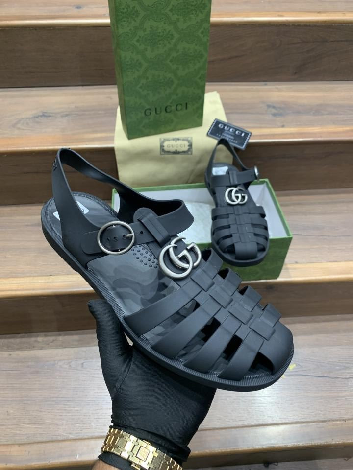 GUCCI DOUBLE G LOGO PREMIUM SANDLE