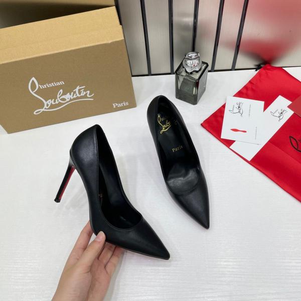Christian Louboutin Miss Iriza 10 Black Leather Heels Patent With OG Box & Dust Cover AN-4 Black