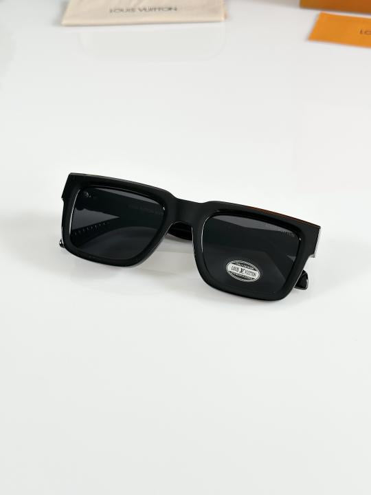 Louis Vuitton 8034 Black