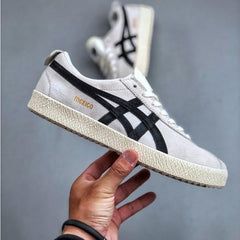 Onitsuka Tiger Mexico Delegation sneaker in a grey black