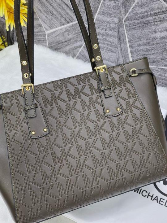 Michael Kors Green Voyager 6-3 Tote With DustCover CarryBag