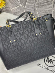 Michael Kors Black Voyager 6-1 Tote ith DustCover CarryBag