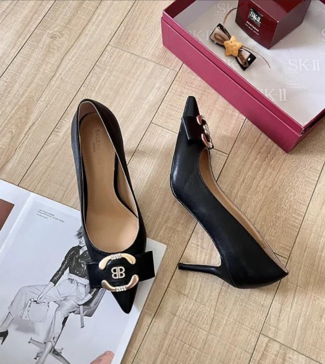 Balenciaga BB Paris Pump Heels Black For Her With Original Box And Carry Bag