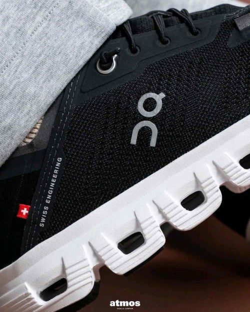 On Cloud 6 Coast Black White 902