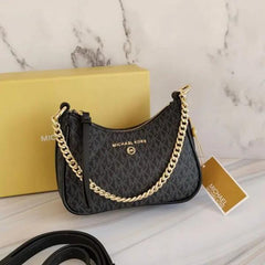 Michael Kors MK Jet Set Charm Small Logo Pochette With OG Box (5575 Black)