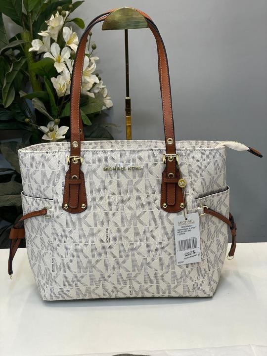 Michael Kors Voyager Tote Bag With Dust Bag (4616 Beige Brown)