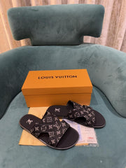 Louis Vuitton Lv Oasis Mules Monogram Black Sandal