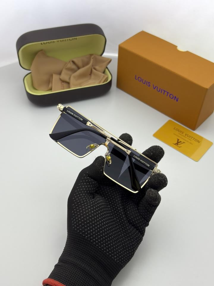 Louis Vuitton 24112 golden black