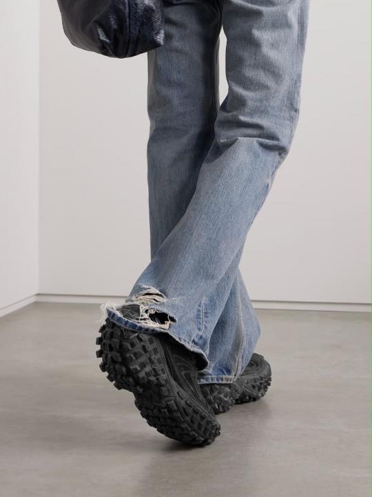 Balenciaga Defender Black