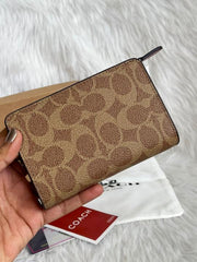 Coach 2-8 Premium Flap Wallet With Original Box Dust Cover Highend Coded