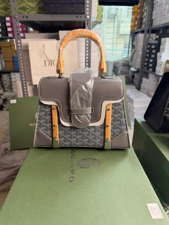 Goyard Goyardine Saigon Grey Big PM Top Wodden Handle Bag in Grey With OG Box & Dust Cover 23081 Grey