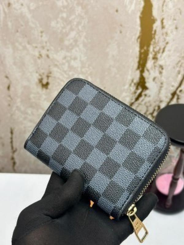 LOUIS VUITTON PREMIUM WALLET WITH BOX 88001 (BLACK CHECKS)