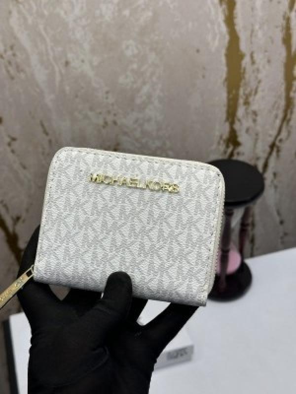 MICHAEL KORS PREMIUM LADIES WALLET WITH OG BOX (60067-WHITE)
