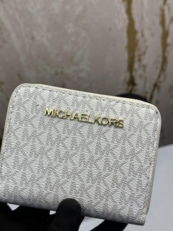 MICHAEL KORS PREMIUM LADIES WALLET WITH OG BOX (60067-WHITE)
