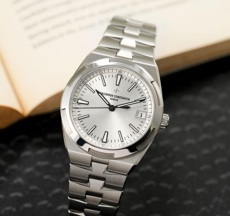Vacheron Constantin Overseas 4500V
