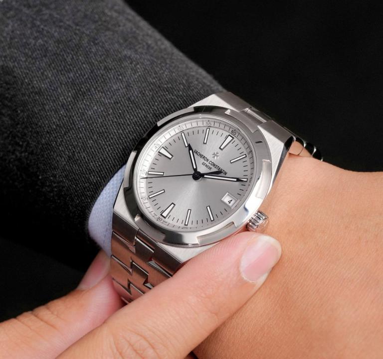 Vacheron Constantin Overseas 4500V
