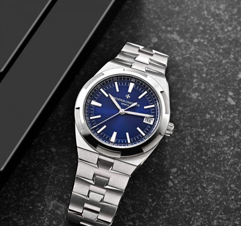Vacheron Constantin Overseas 4500V