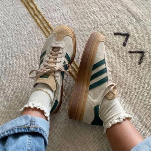 WMN adidas Originals Beige Gazelle Bold Sneakers