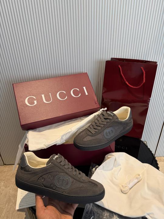 Gucci G75 grey suede