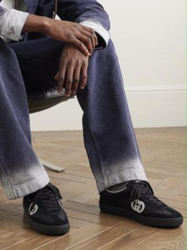 Gucci G75 Black Suede