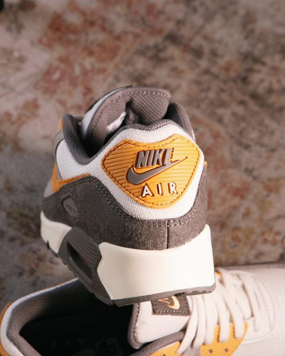 Nike Air Max 90 Premium Copper Moon – Lebrouges Nike Air Max 90 Premium Copper Moon – Lebrouges