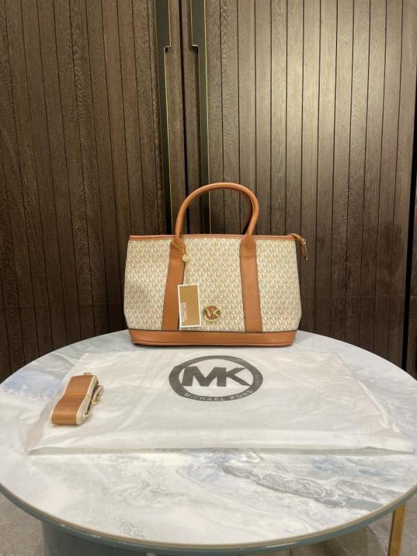 Michael Kors Luisa Medium Signature Logo Satchel Brown With Dust Cover Beige Brown 100825
