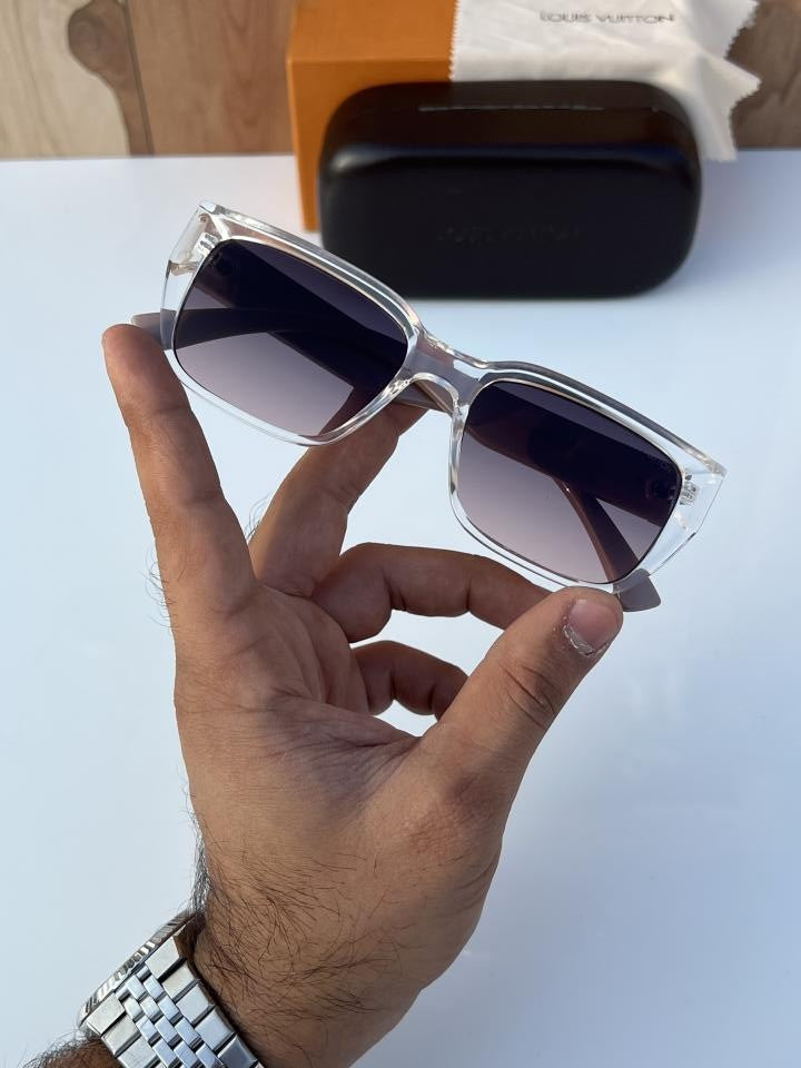 louis vuitton 2894 white brown