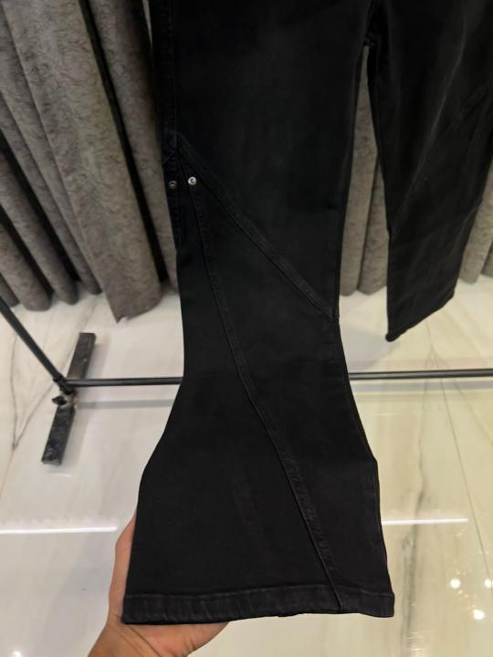 IMPORTED STORE ARTICLE BELL BOTTOM JEANS