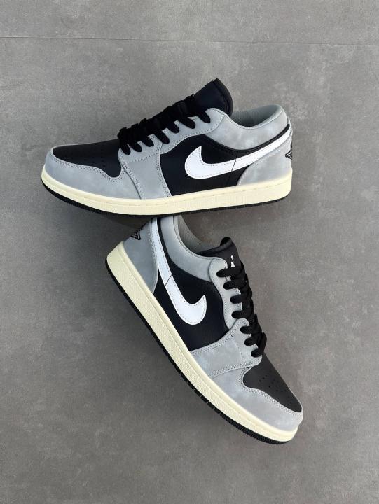 Air Jordan 1 Low Light Smoke Grey