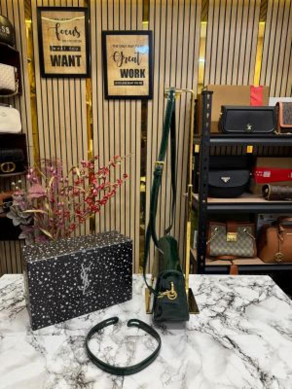 Yves Saint Laurent Le Hobo Shoulder Bag With Box And Dust Bag (2428-1 Green)