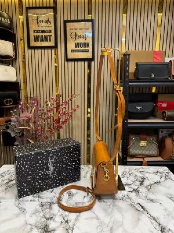 Yves Saint Laurent Le Hobo Shoulder Bag With Box And Dust Bag (2428-1 Brown)