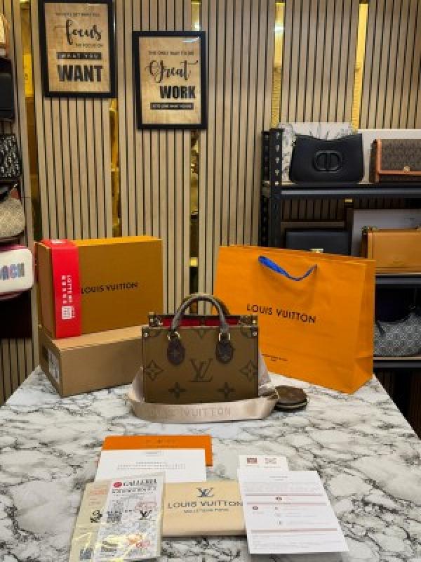 Louis Vuitton Onthego Pm With Double OG Box And Dust Bag Including Carry Bag (Brown)