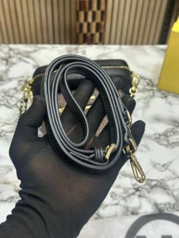 MICHAEL KORS JET SET DUAL SHOULDER BAG WITH OG BOX AND DUST BAG (BLACK COFFEE)