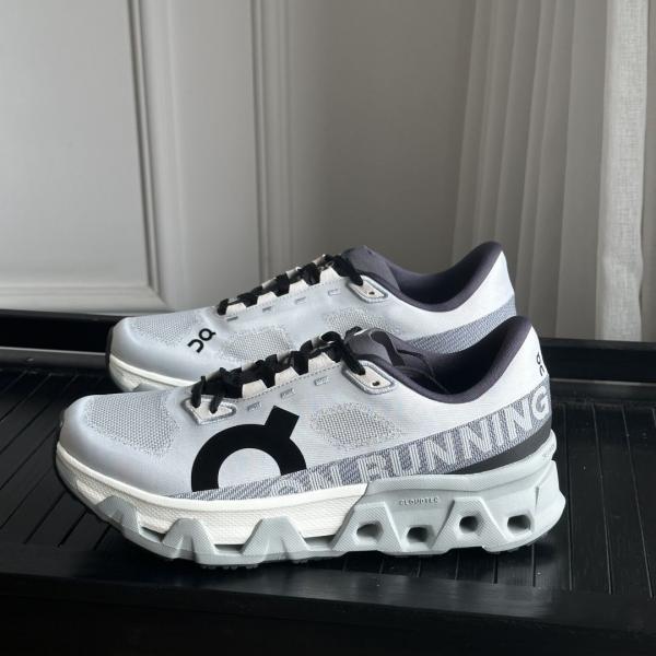 On Cloudmonster Hyper Ivory white Black