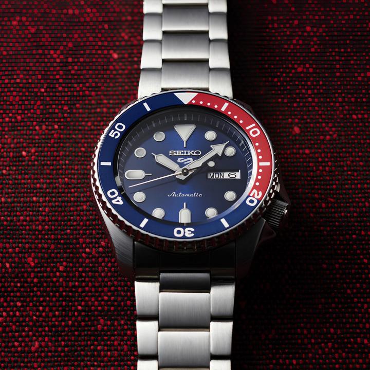 Seiko 5 Sports