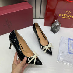 Valentino Pump Heel Elegant Womens Black Patent Leather With White Knot With OG Box & Carry Bag 933 V9 Black