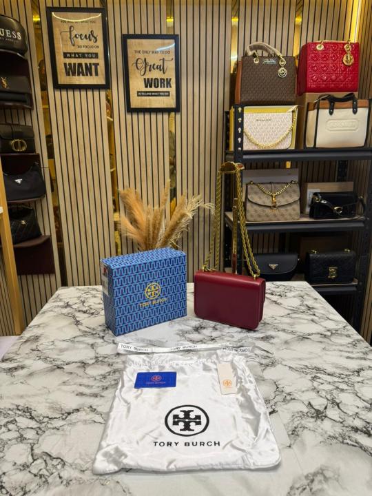 Tory Burch Eleanor Logo Emblem Shoulder Bag With Box And Dust Bag (Red-TR919)