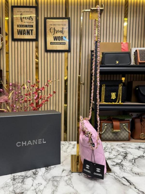 Chanel Cavior Quilted Crossbody Bag Gold Chain With Box And Dust Bag (Pink)